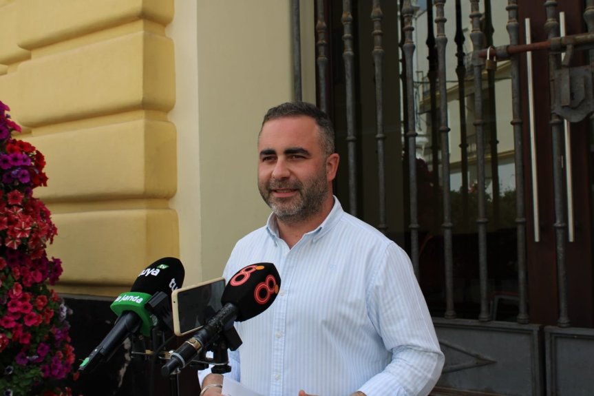 “¿Dónde están los 56 millones que la señora Hita anunciaba del presupuesto de la Junta para&nbsp;Chiclana?”